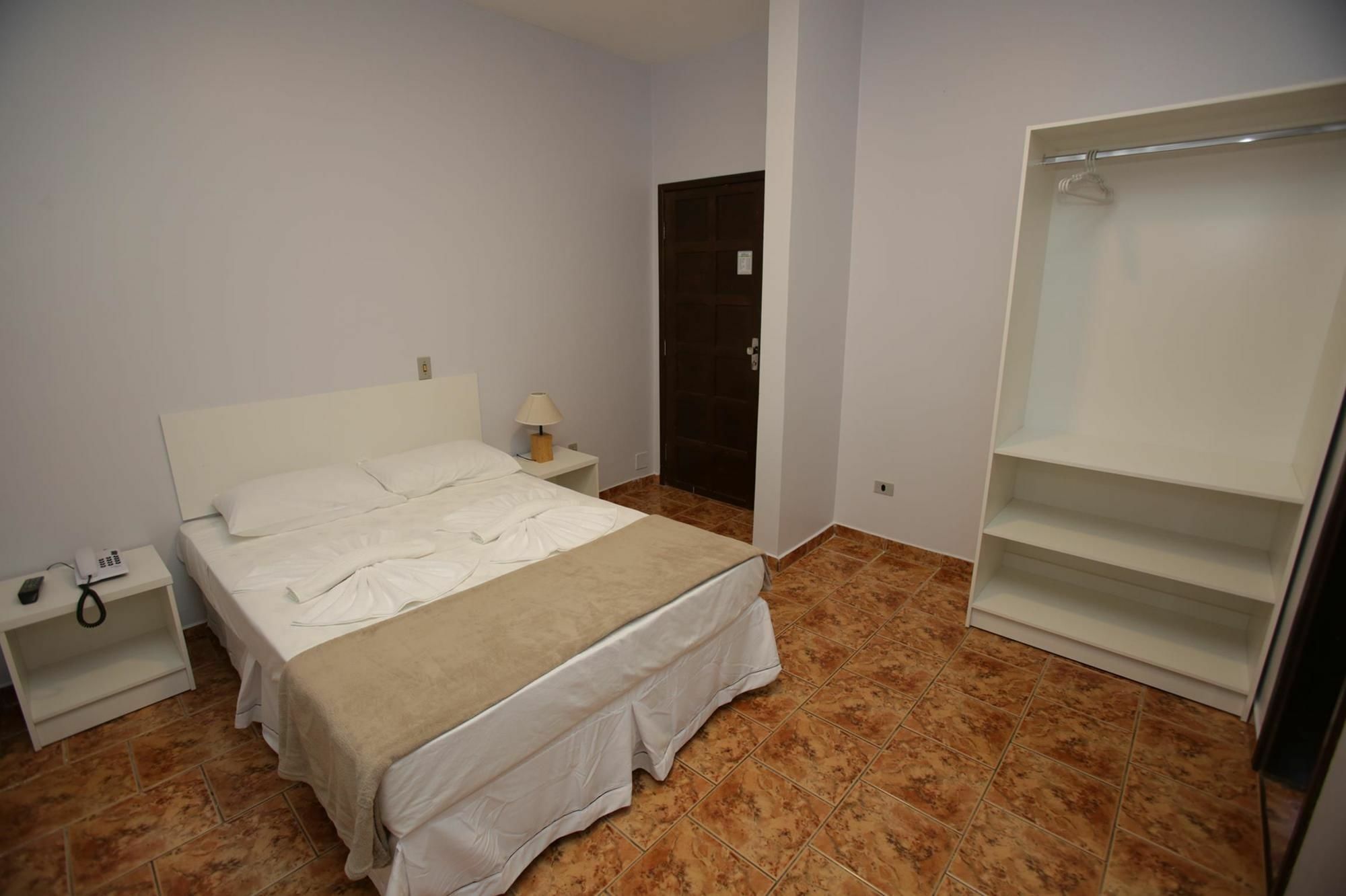 Iguassu Flats Hotel Фос-ду-Игуасу Экстерьер фото